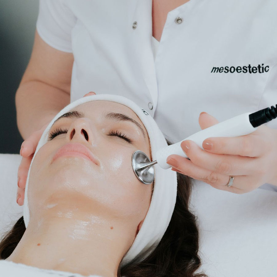 soin du contour des yeux par radiofréquence