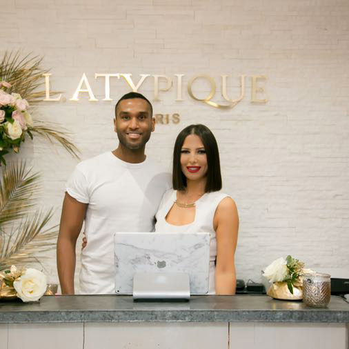 Mélanie et son mari Iney, salon L;Atypique, Paris.