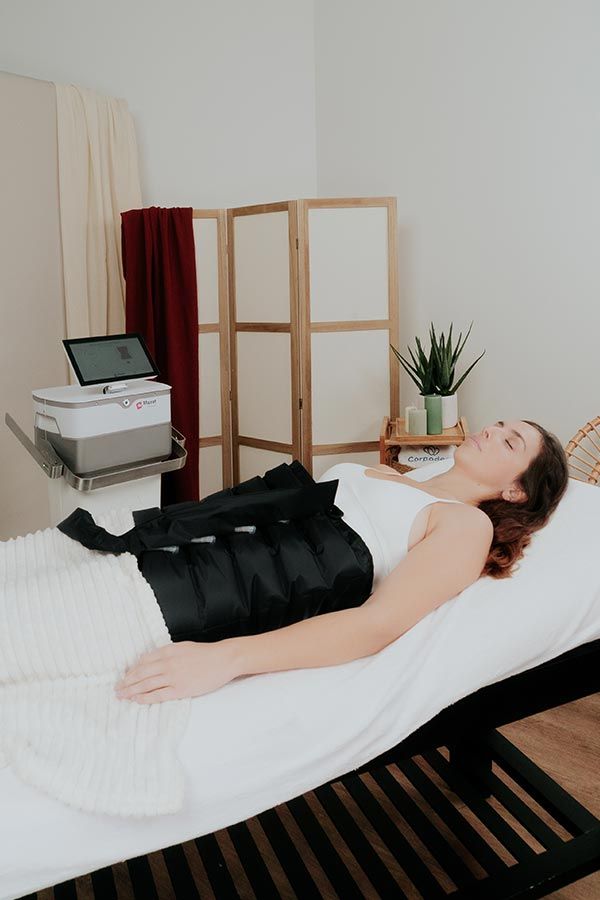 soin pressothérapie avec ceinture de compression